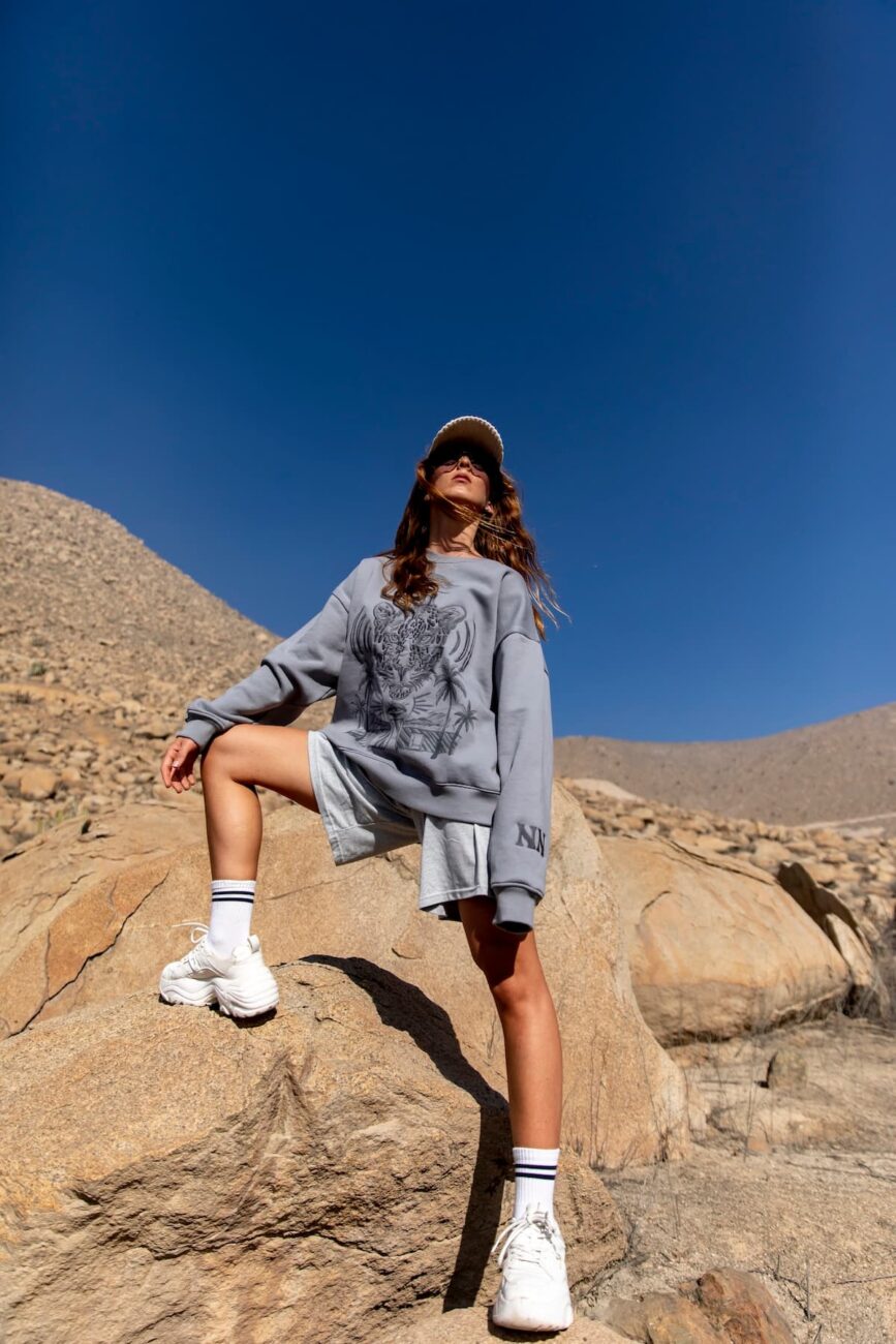 Polera Chavin Gris - Imagen 2