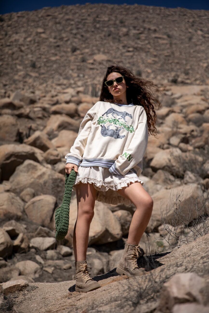 Polera Dualidad Beige - Imagen 2